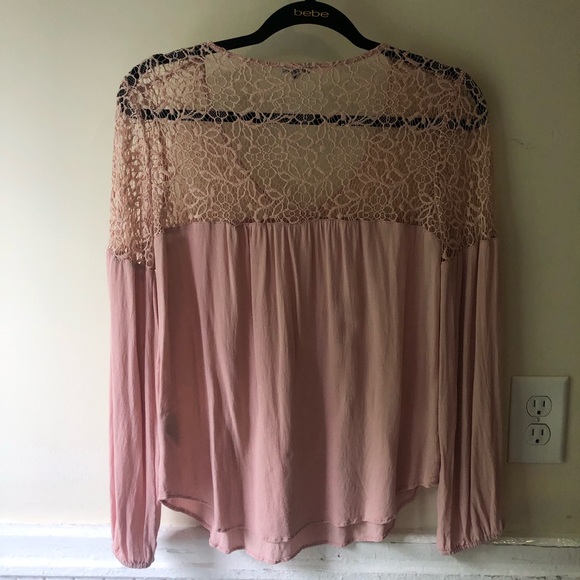Elegant Baby Pink Lace Blouse - Picture 2 of 2